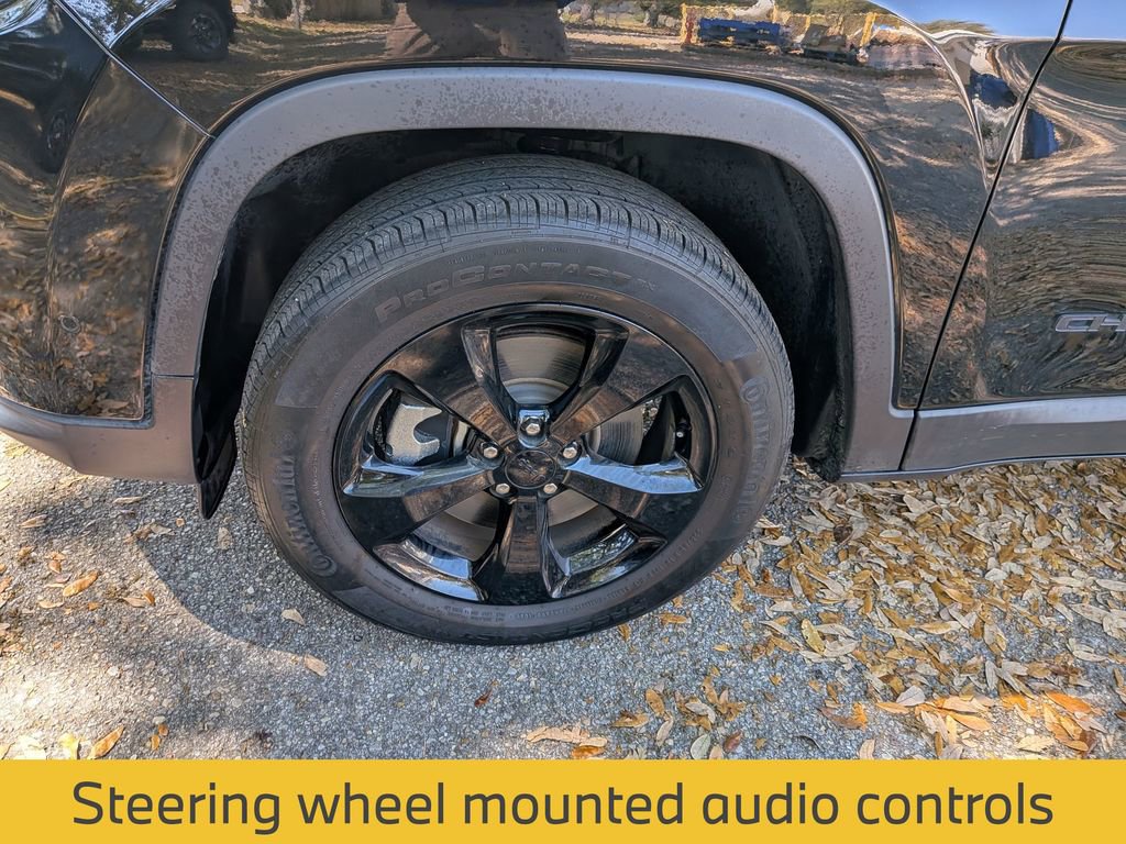 Used 2023 Jeep Cherokee Altitude Lux image 33