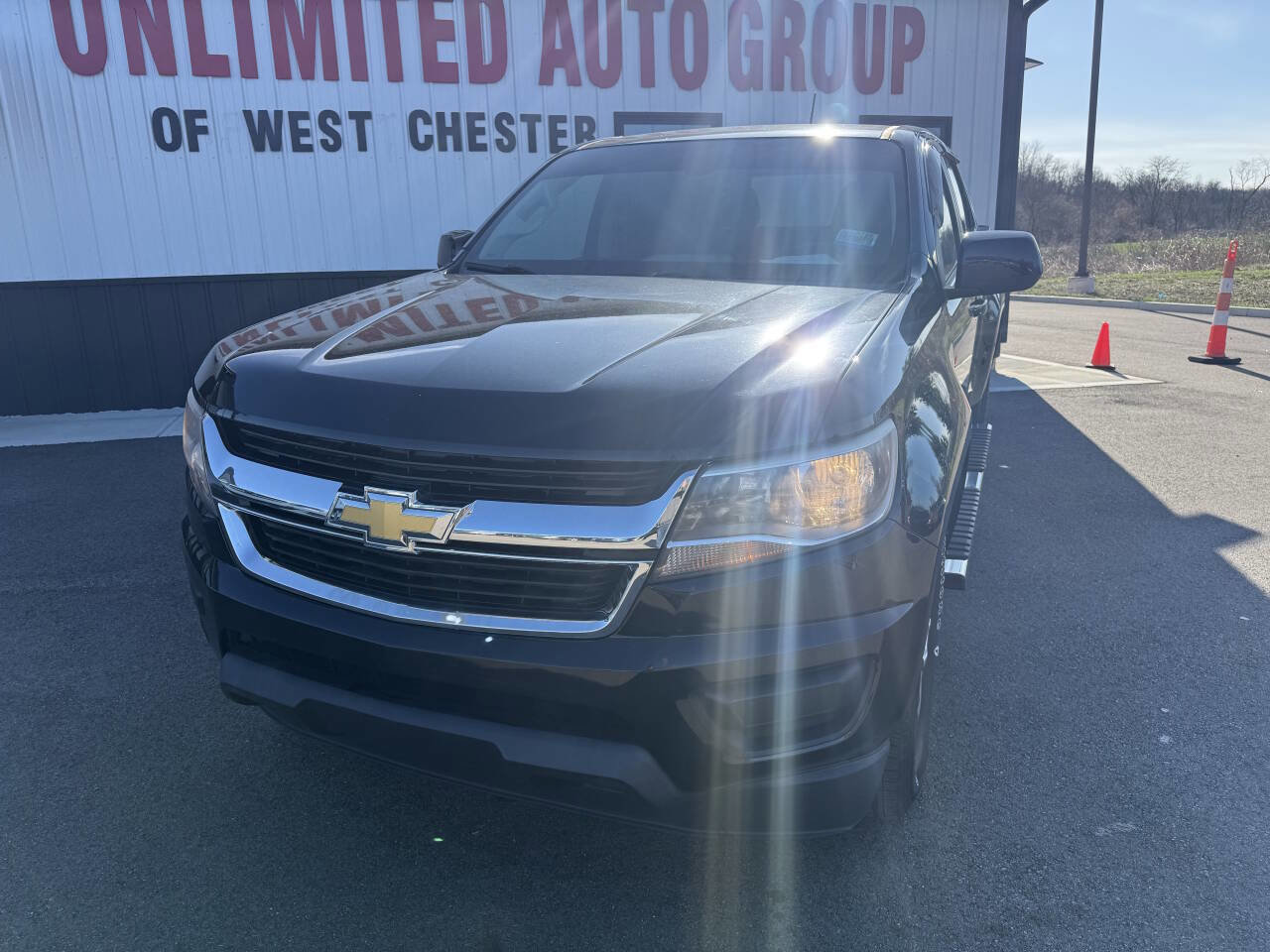 Used 2019 Chevrolet Colorado W/T w/ WT Convenience Package image 2