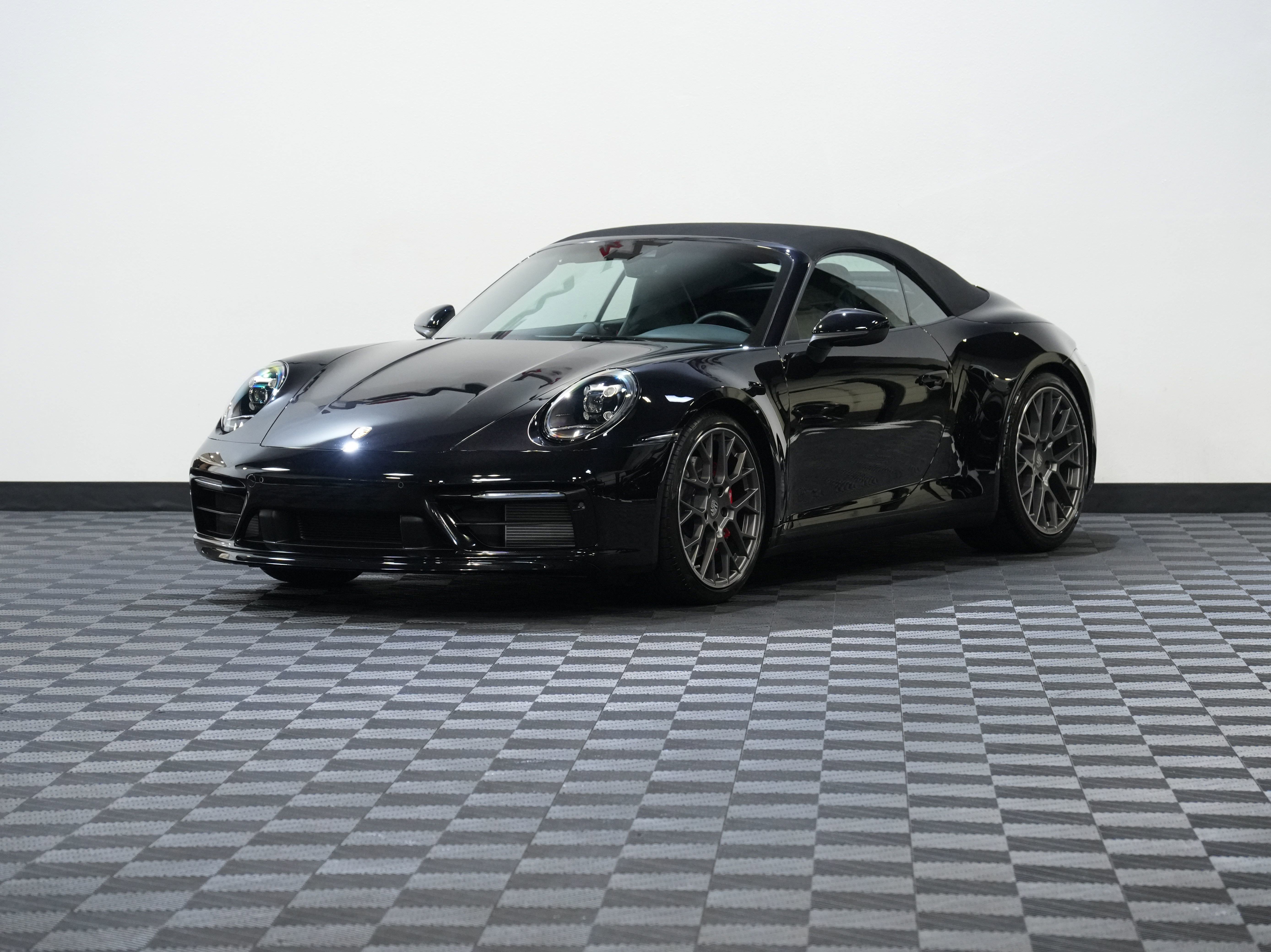 Used 2021 Porsche 911 Carrera S image 4