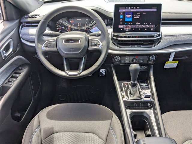 New 2024 Jeep Compass Sport image 17