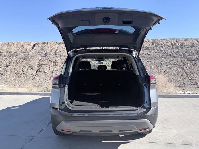 Certified 2023 Nissan Rogue SV image 31