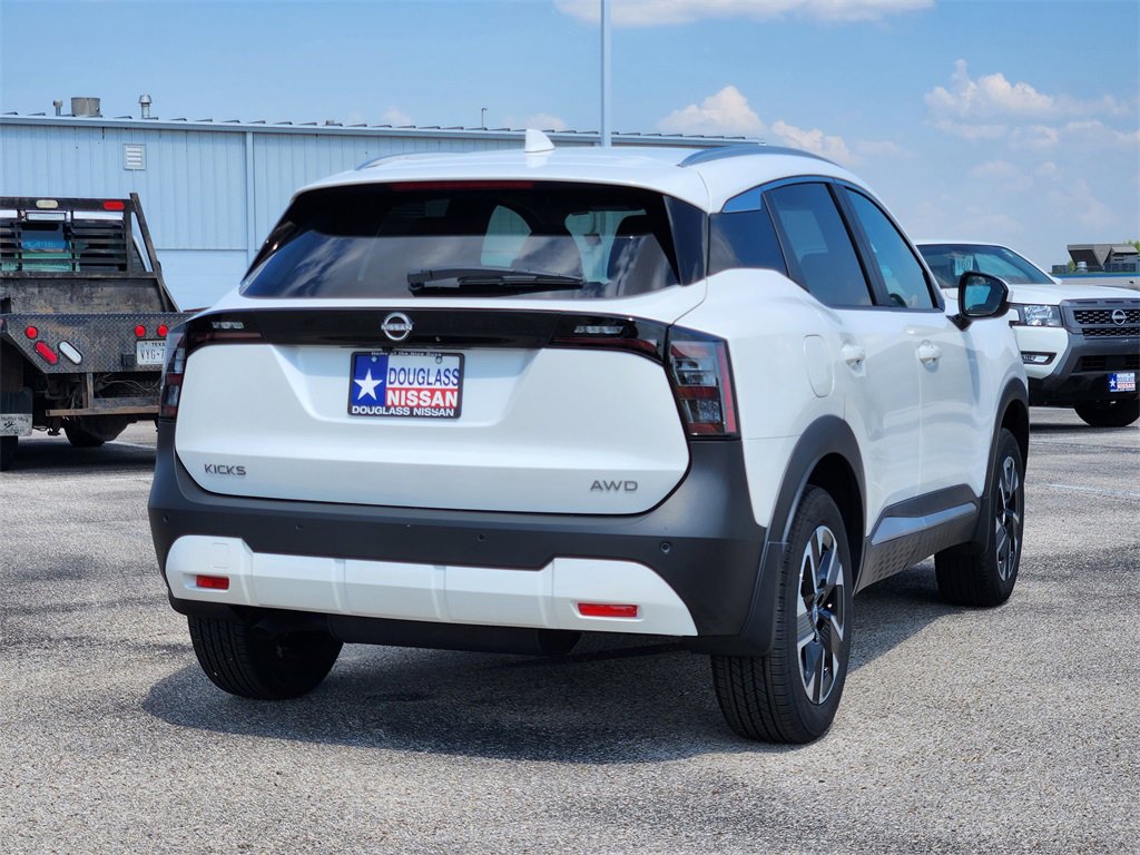 New 2025 Nissan Kicks SV w/ SV Premium Package image 3