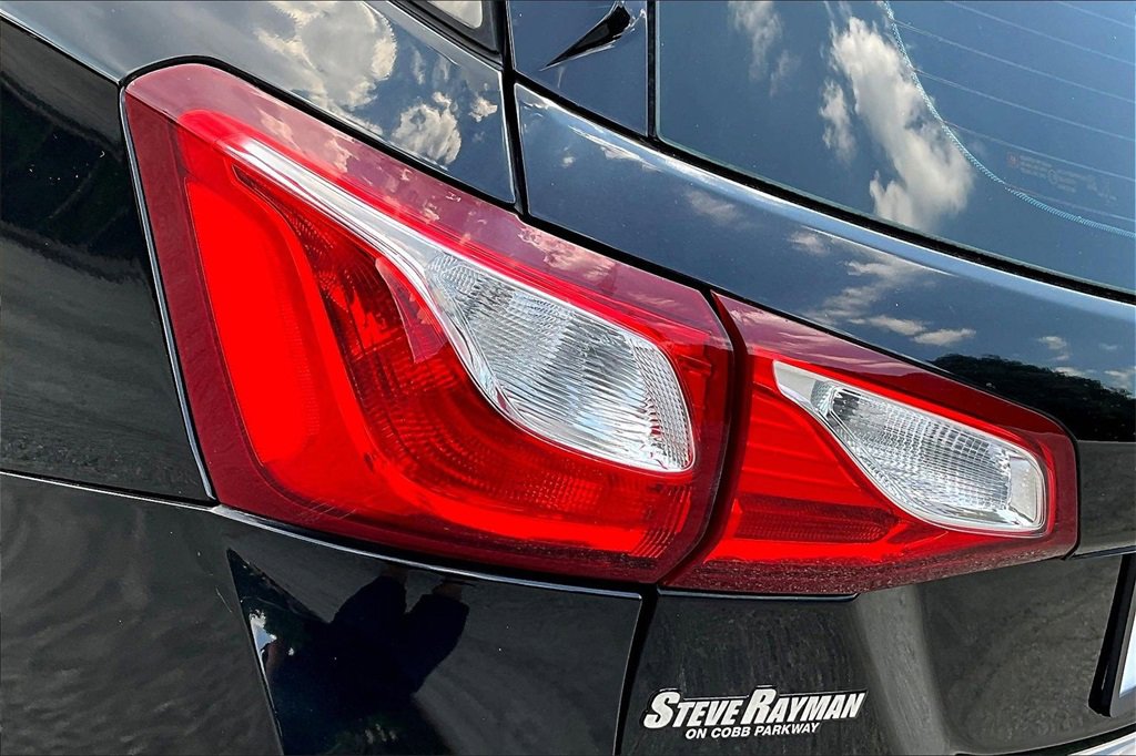 Certified 2018 Chevrolet Equinox LS image 21