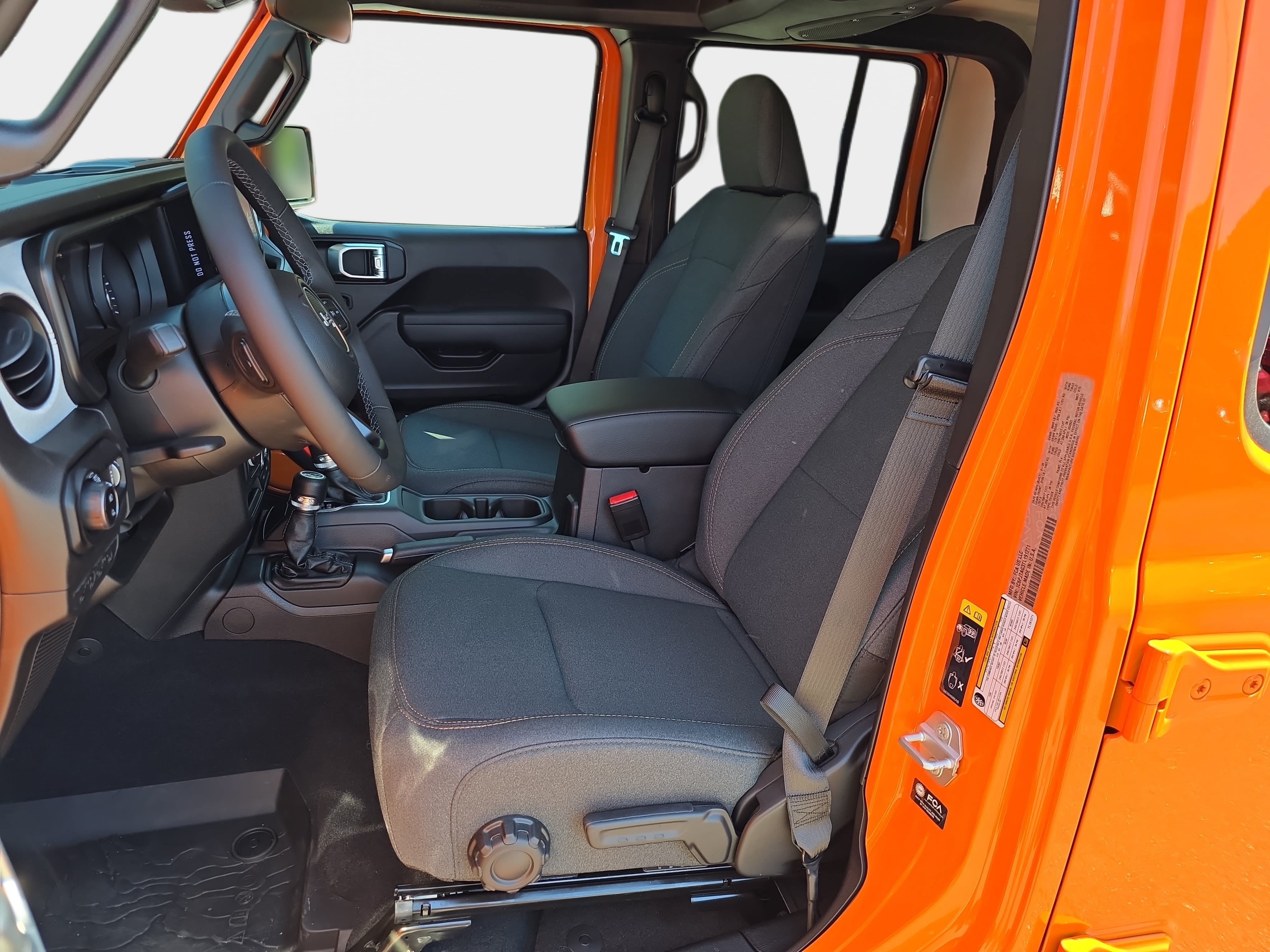 New 2026 Jeep Gladiator Sport AWD/4WD image 12