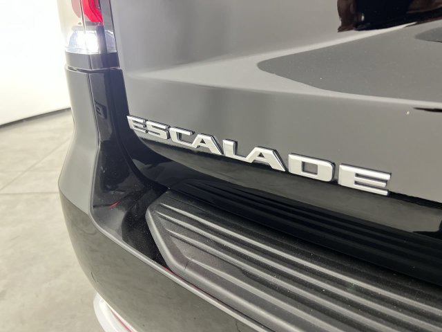Certified 2021 Cadillac Escalade Premium Luxury Platinum AWD/4WD image 33