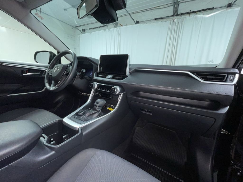 Certified 2023 Toyota RAV4 XLE image 6