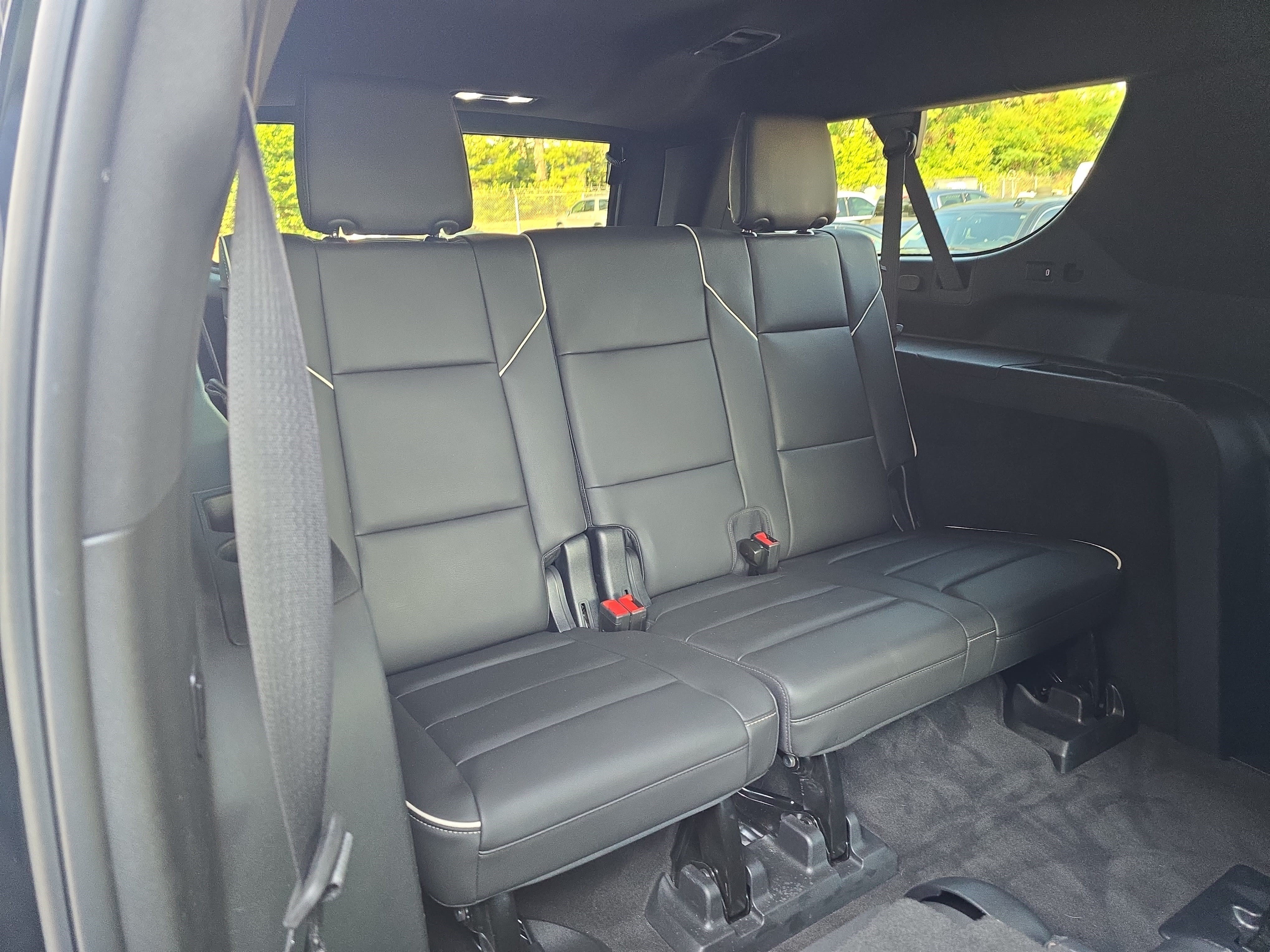 Used 2022 Cadillac Escalade ESV Sport w/ Touring Package AWD/4WD image 12
