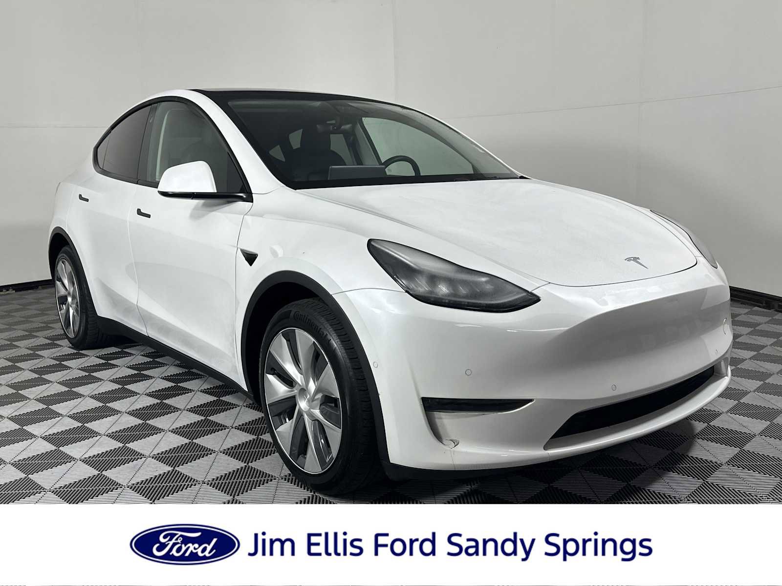 Used 2021 Tesla Model Y Long Range AWD/4WD image 1