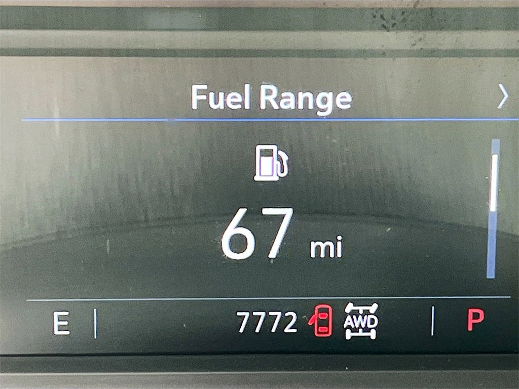 Used 2024 Cadillac XT5 Premium Luxury image 12