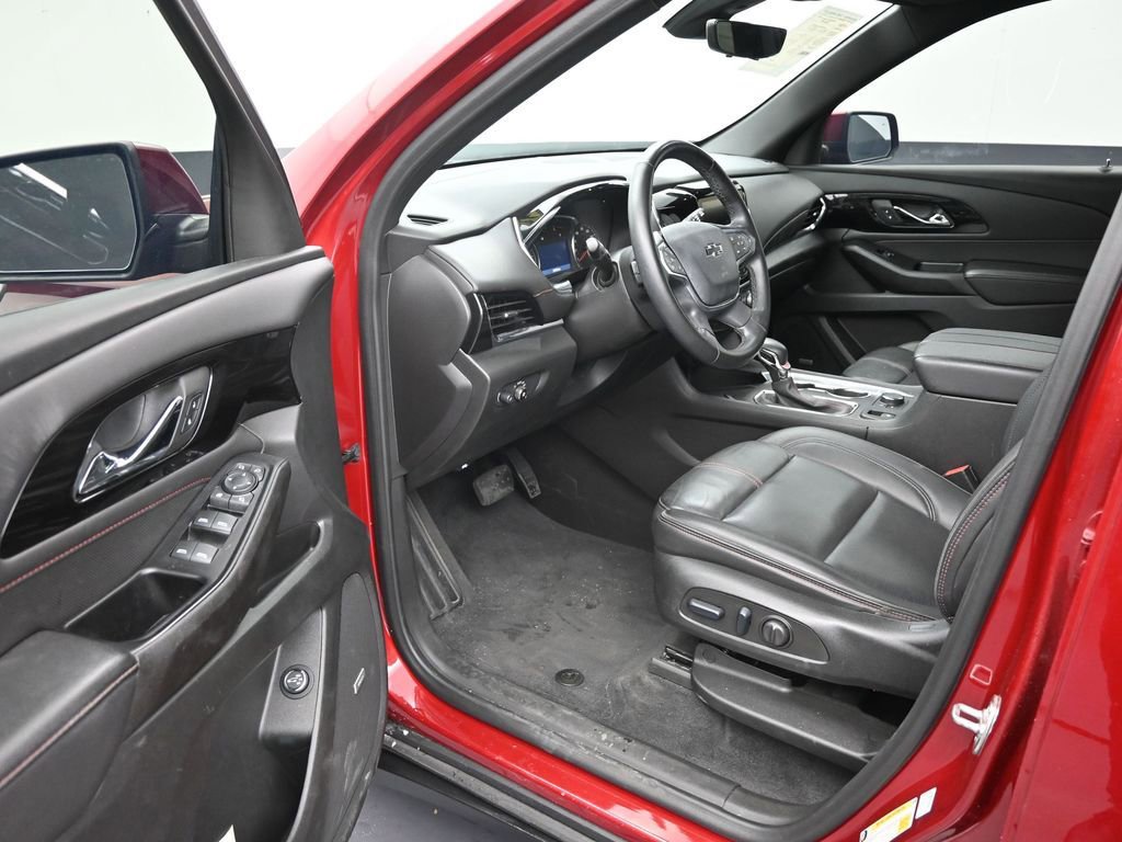 Used 2023 Chevrolet Traverse RS AWD/4WD image 10