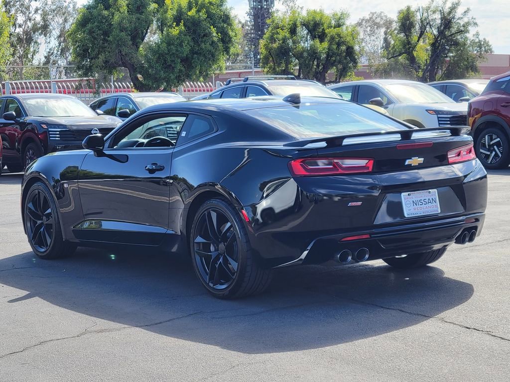 Used 2016 Chevrolet Camaro SS RWD image 3