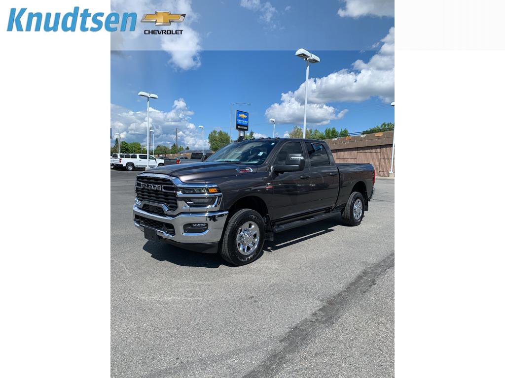 Used 2025 RAM 2500 Tradesman AWD/4WD image 3
