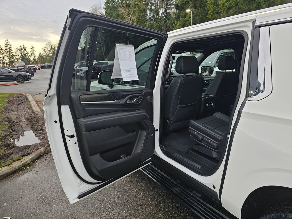 Used 2022 GMC Yukon XL Denali w/ Max Trailering Package image 16