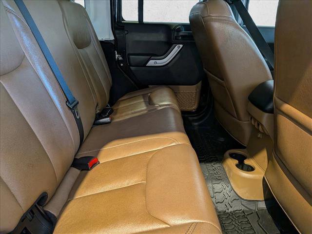 Used 2014 Jeep Wrangler Unlimited Rubicon w/ Dual Top Group image 20