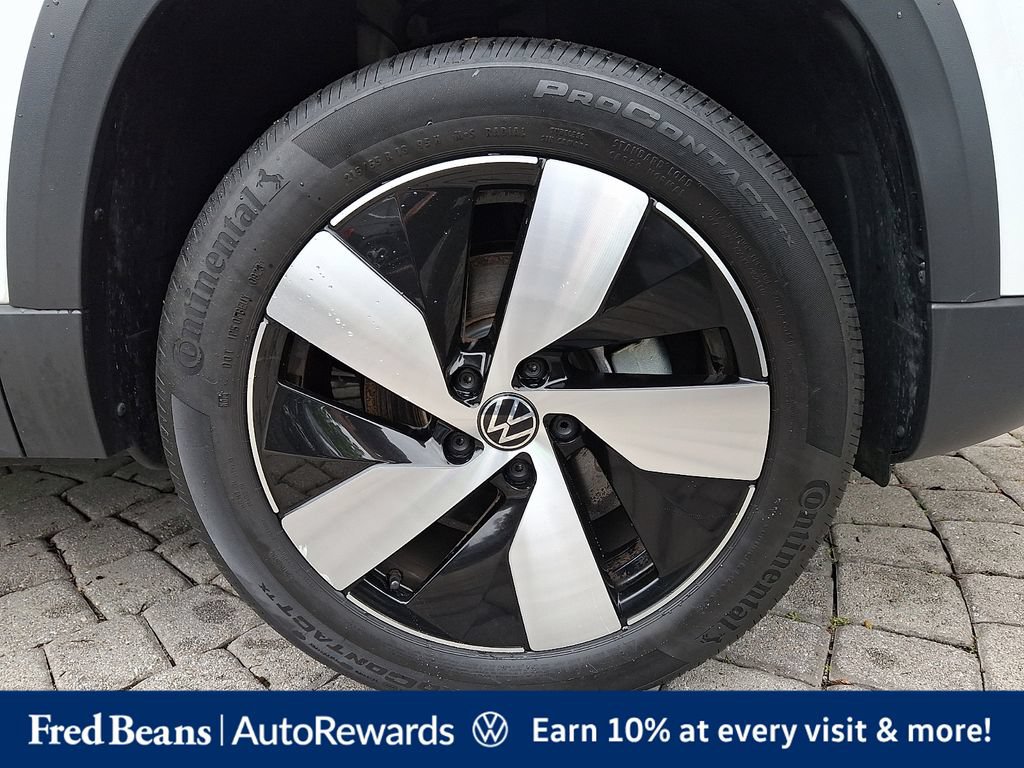 Certified 2023 Volkswagen Taos S AWD/4WD image 11