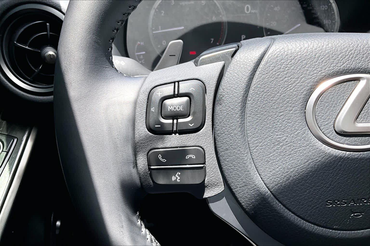 Used 2025 Lexus IS 300 w/ Premium Package RWD image 22