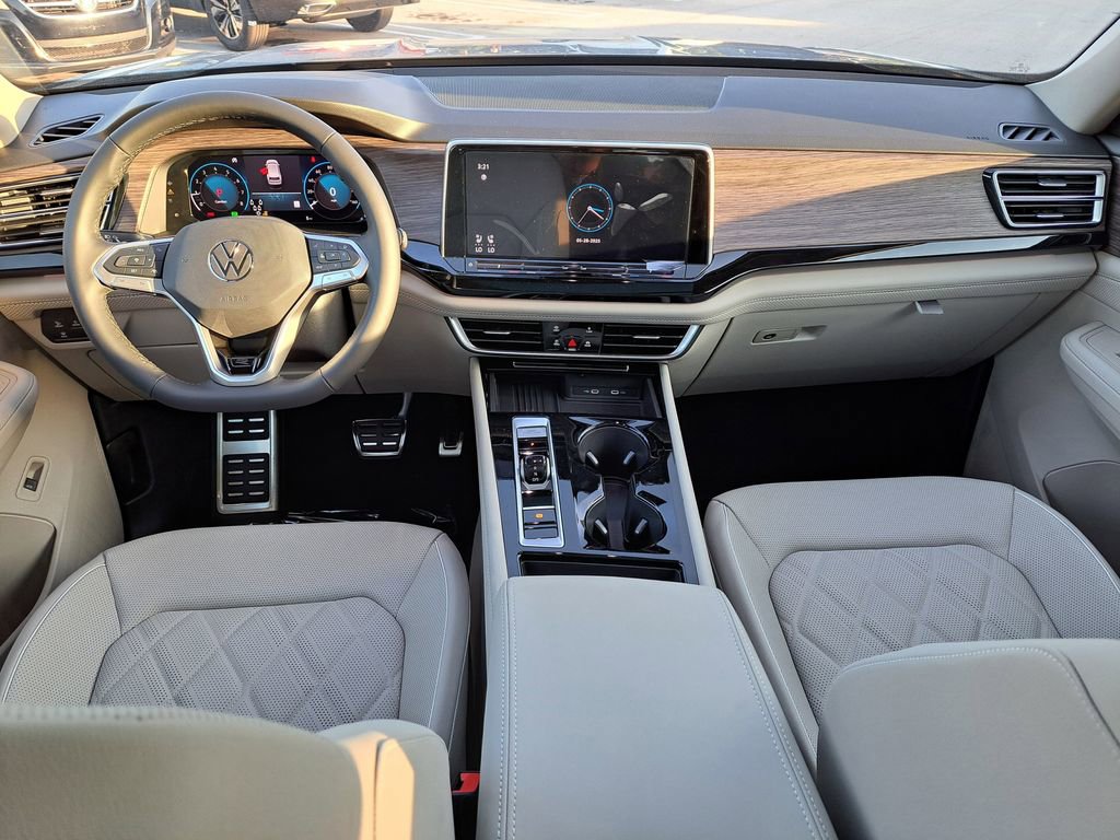 New 2026 Volkswagen Atlas SEL Premium R-Line image 6