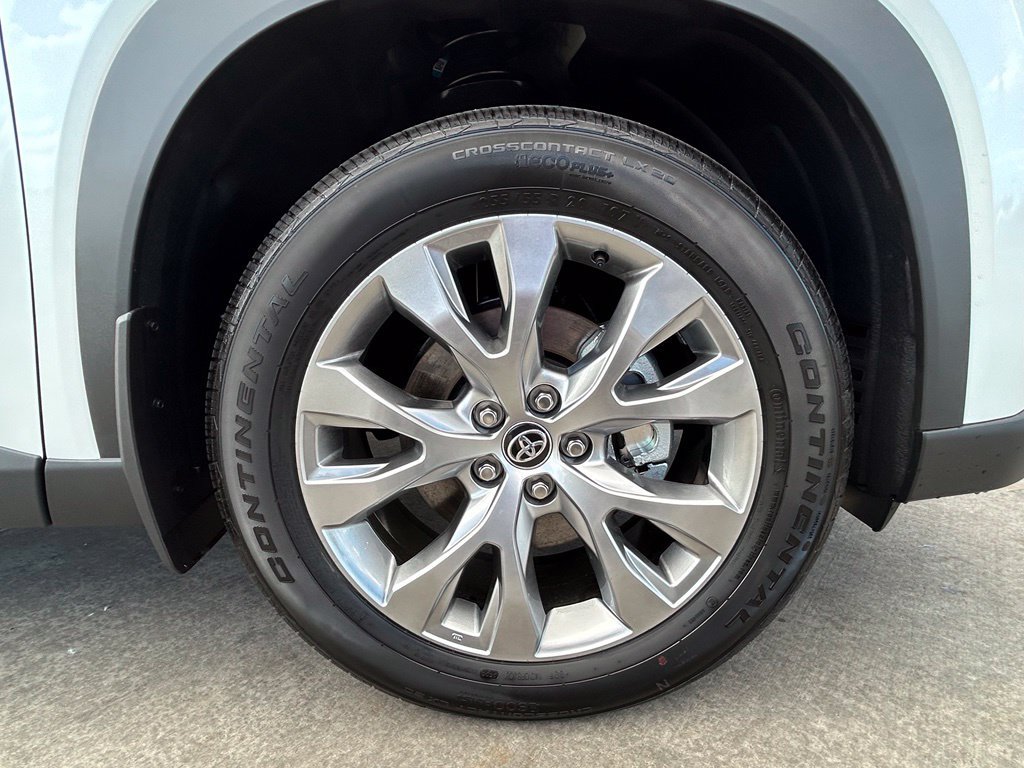 Used 2026 Toyota Grand Highlander AWD Hybrid image 31