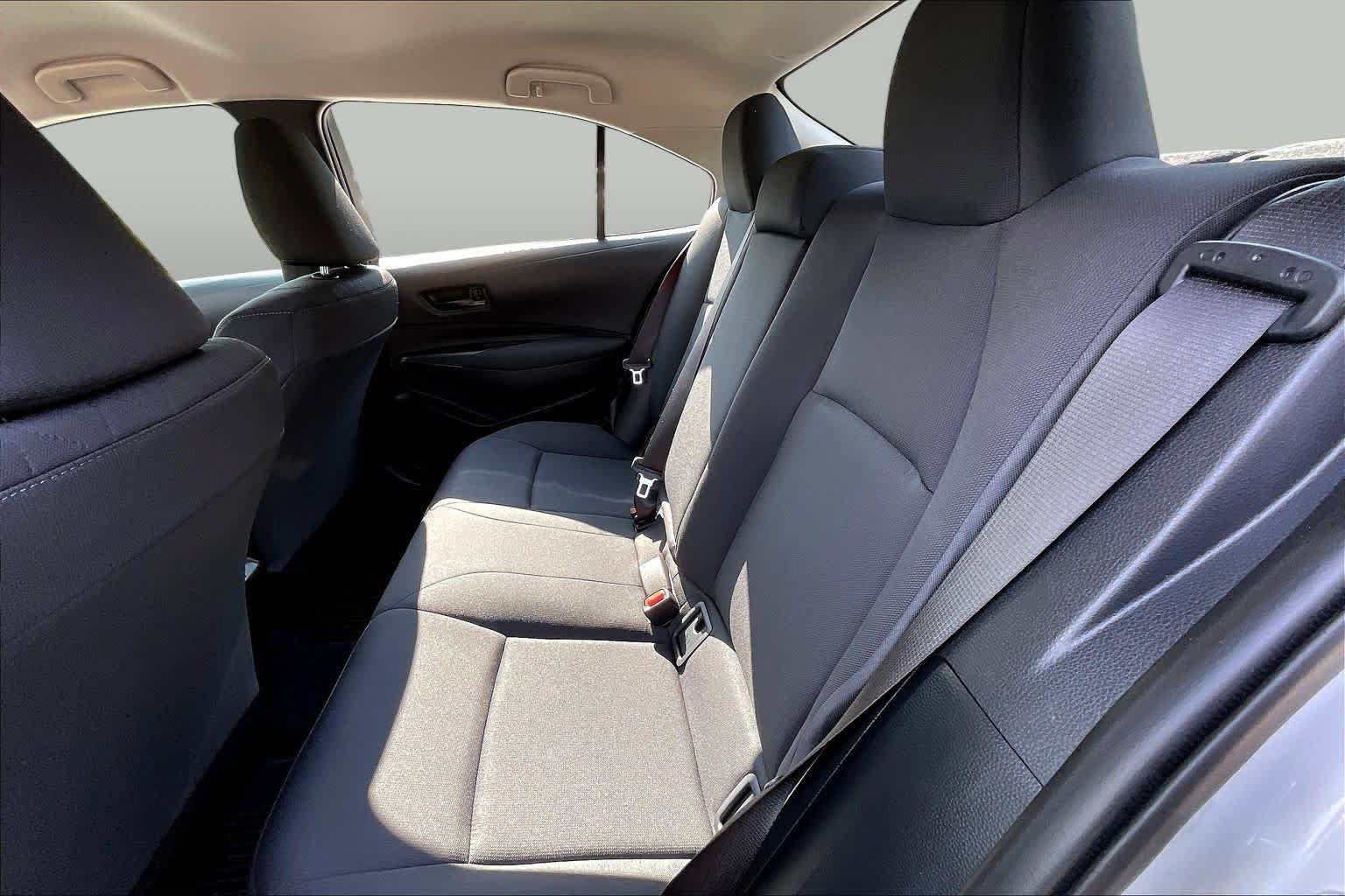 Used 2026 Toyota Corolla LE FWD image 19