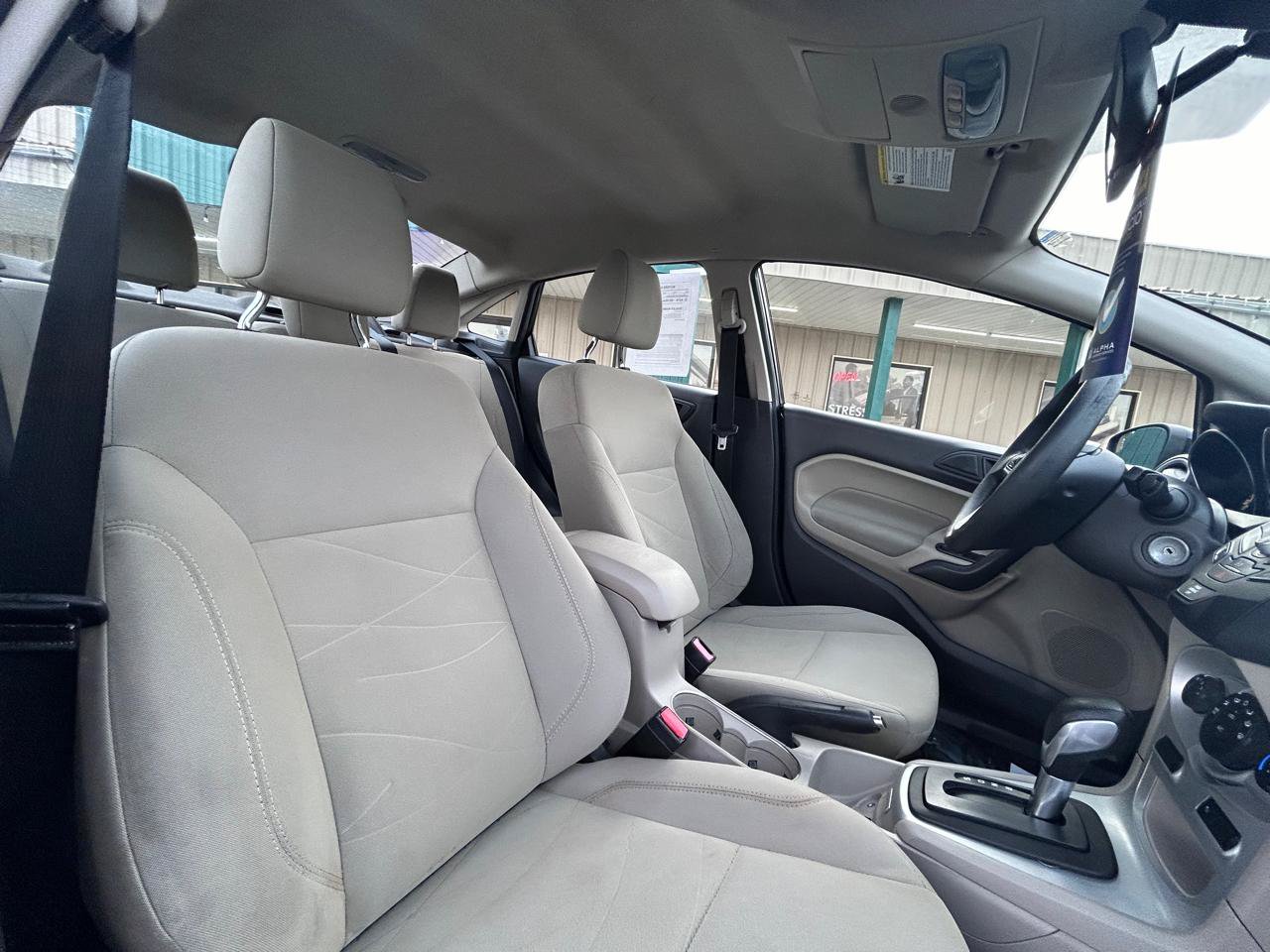 Used 2017 Ford Fiesta SE FWD image 18