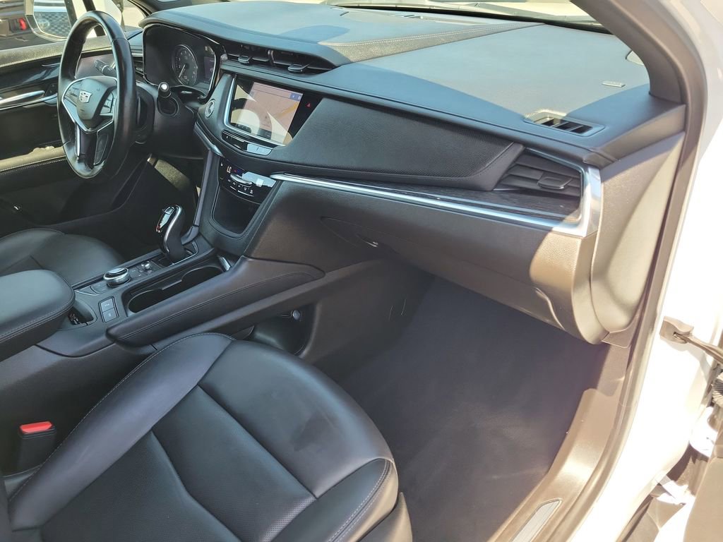 Certified 2023 Cadillac XT5 Premium Luxury w/ Technology Package FWD image 29