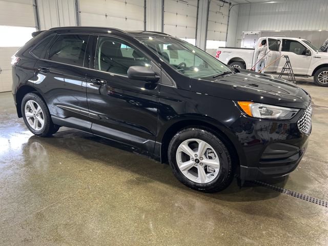 Used 2024 Ford Edge SE image 7