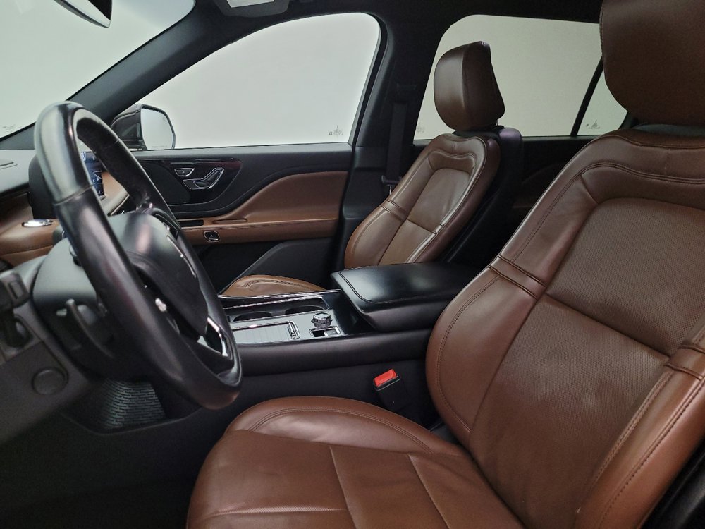 Used 2020 Lincoln Aviator Reserve w/ Equipment Group 201A RWD image 17