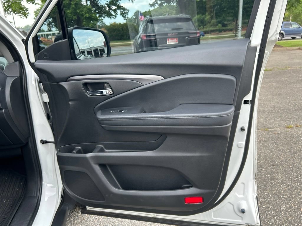 Used 2021 Honda Pilot Special Edition image 24