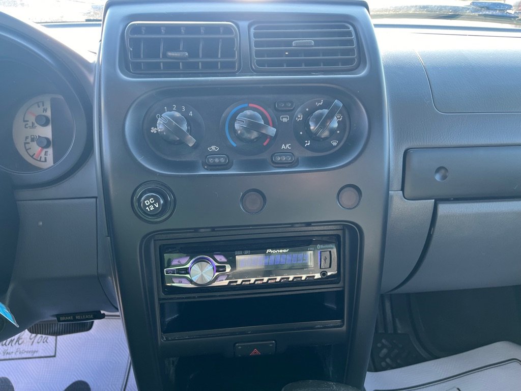 Used 2004 Nissan Xterra XE image 7