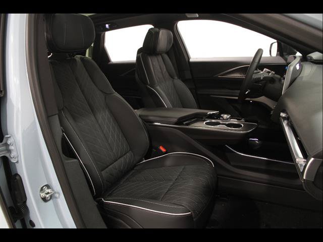 New 2026 Cadillac Lyriq V w/ LPO, Floor Liner Package AWD/4WD image 17
