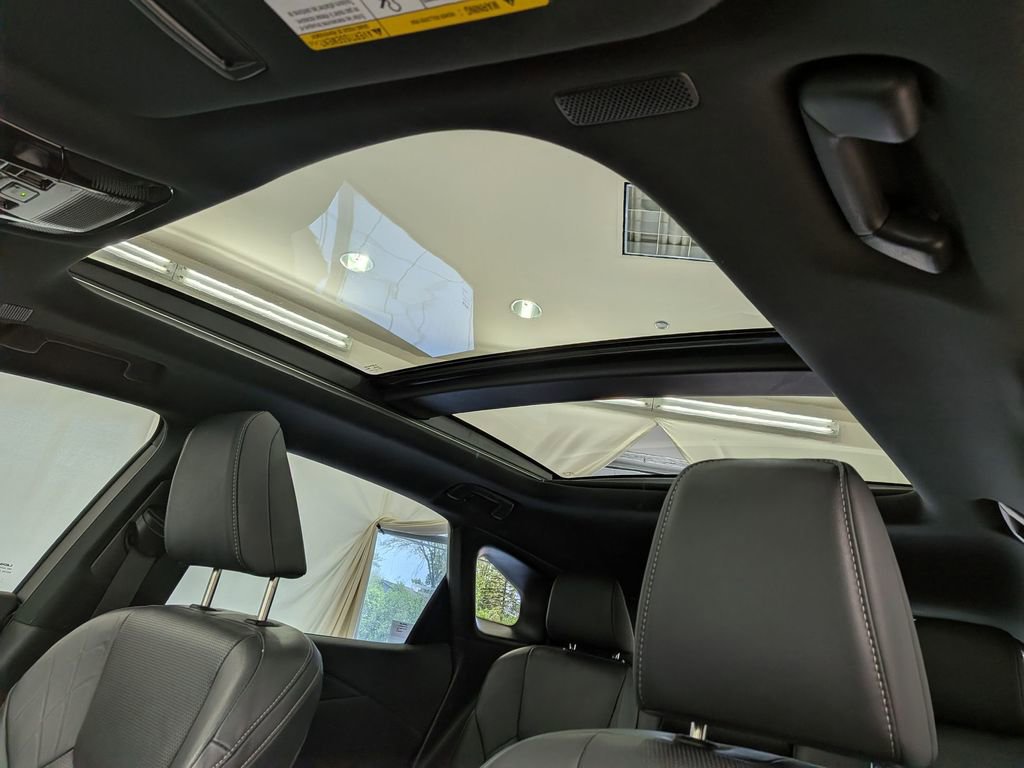 Used 2023 Lexus RX 350 w/ Accessory Package (2T) AWD/4WD image 16