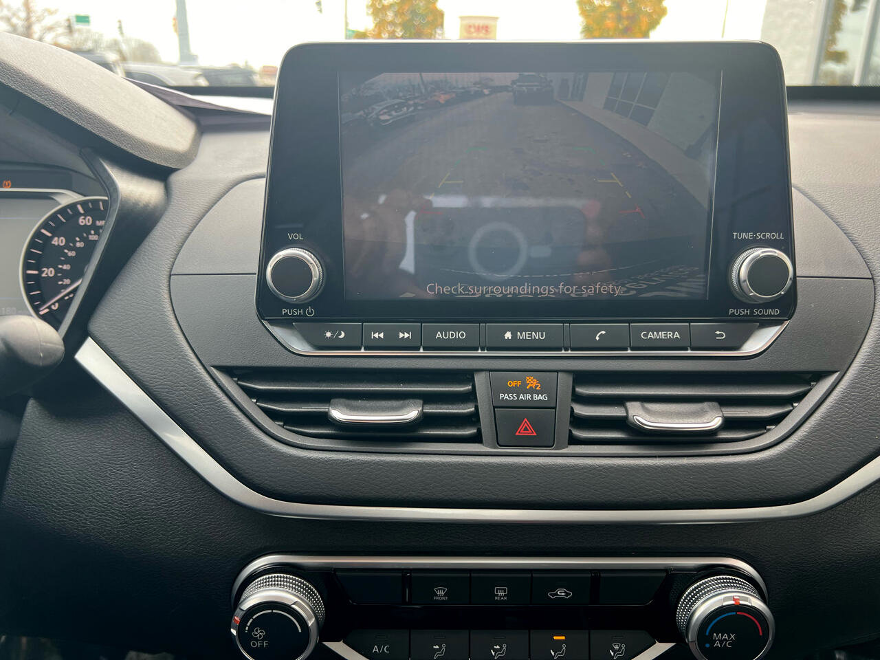 Used 2022 Nissan Altima 2.5 SV image 21