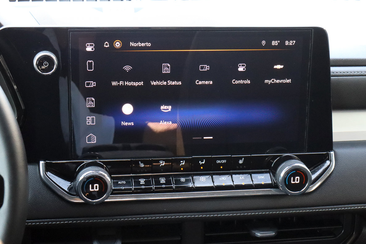 Used 2023 Chevrolet Colorado LT w/ LT Convenience Package II image 30