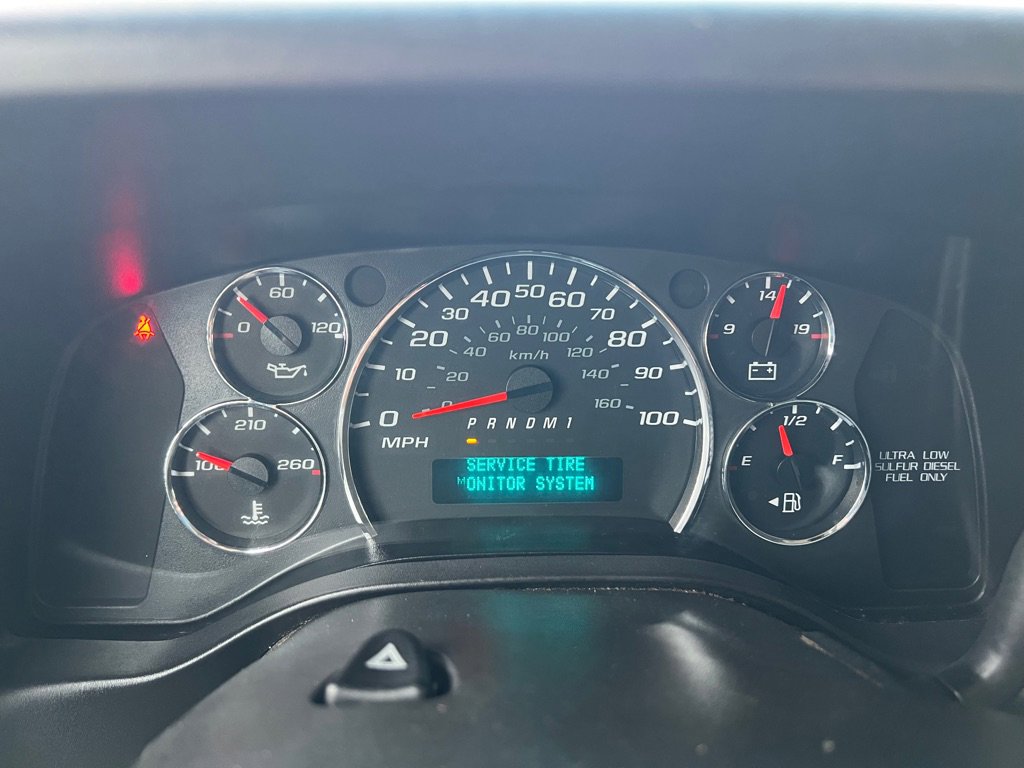 Used 2018 GMC Savana 2500 Extended RWD image 23