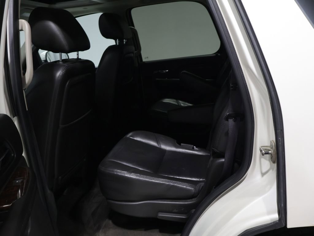 Used 2011 GMC Yukon Denali image 19