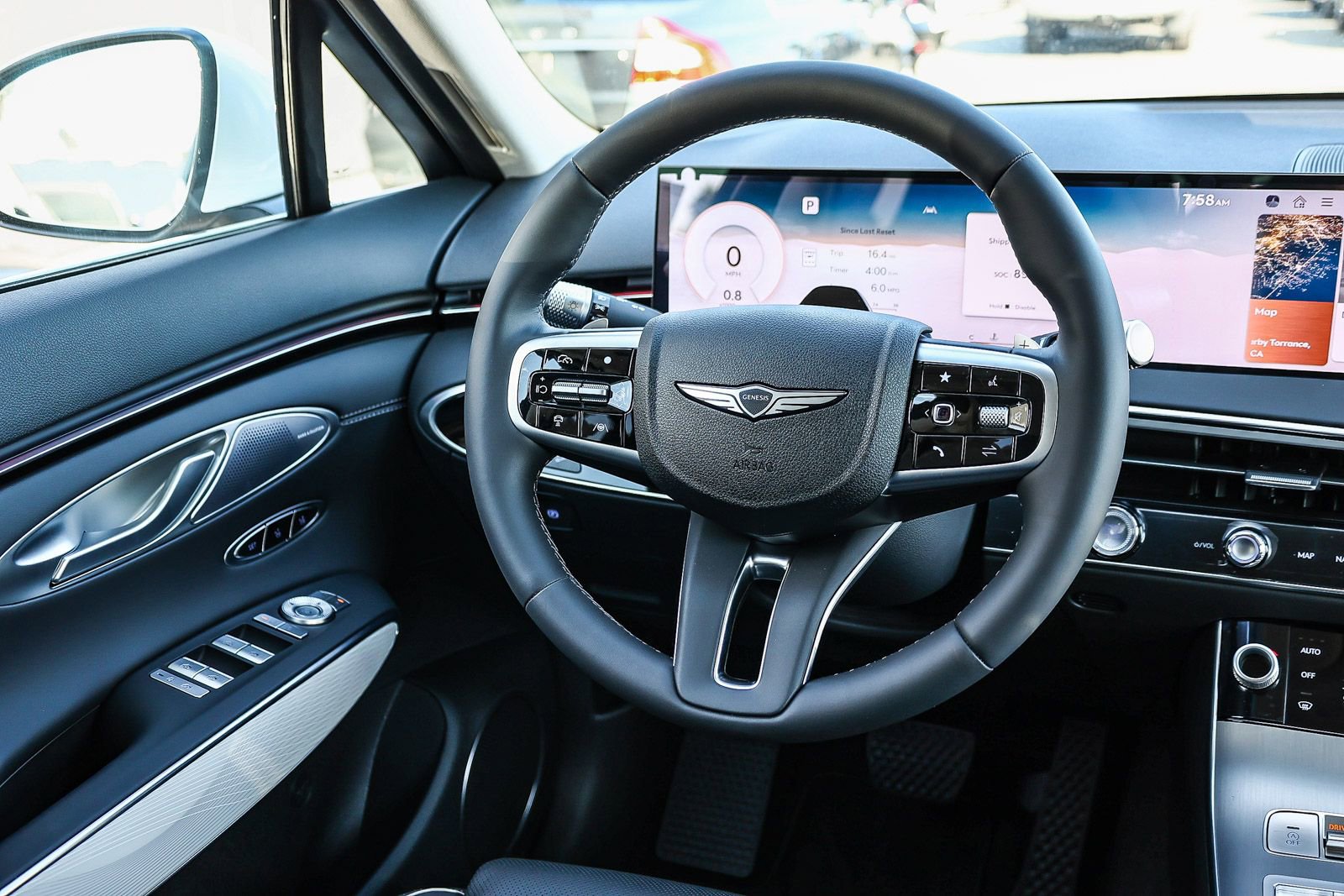 Used 2026 Genesis GV70 2.5T Advanced image 15