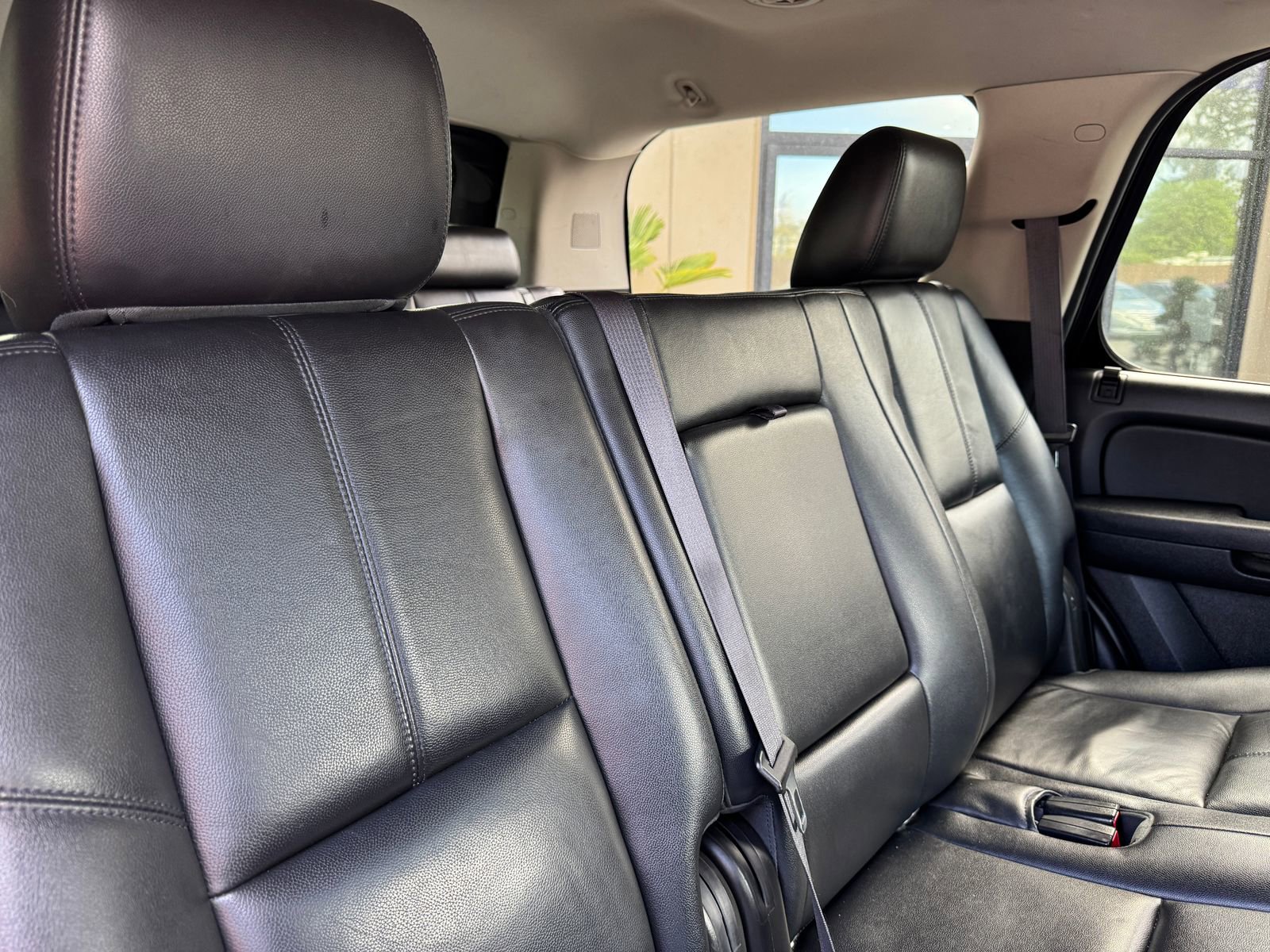 Used 2013 Chevrolet Tahoe LT w/ Luxury Package AWD/4WD image 20