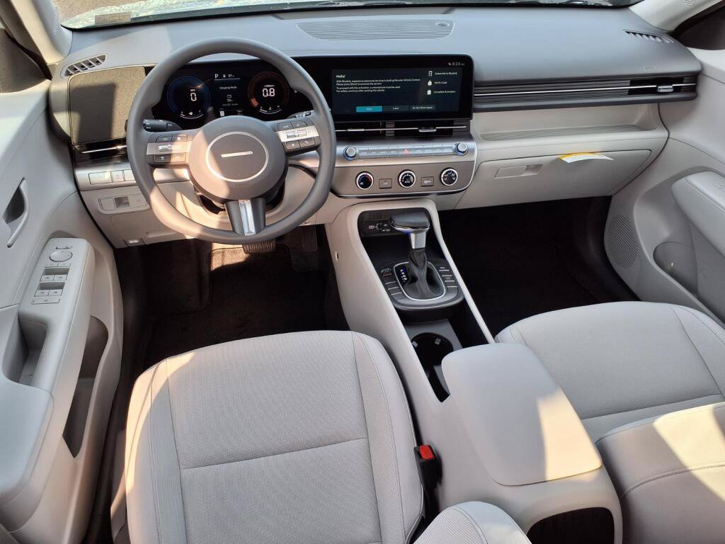 New 2027 Hyundai Kona SE FWD image 7