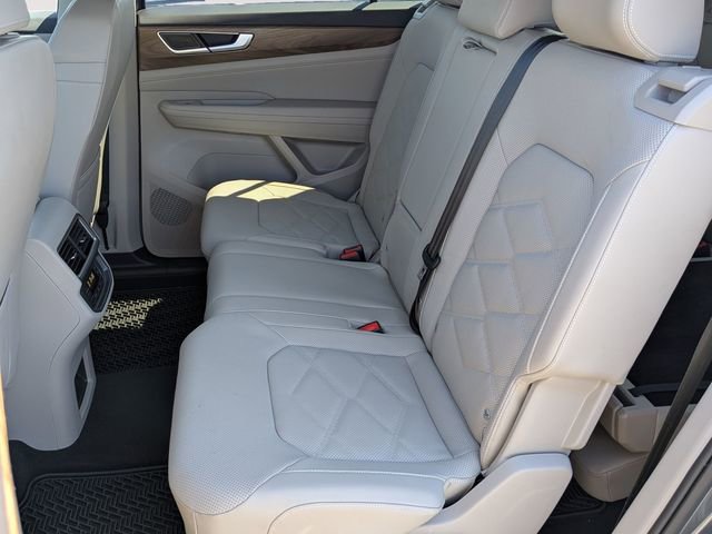 Used 2024 Volkswagen Atlas SE image 27