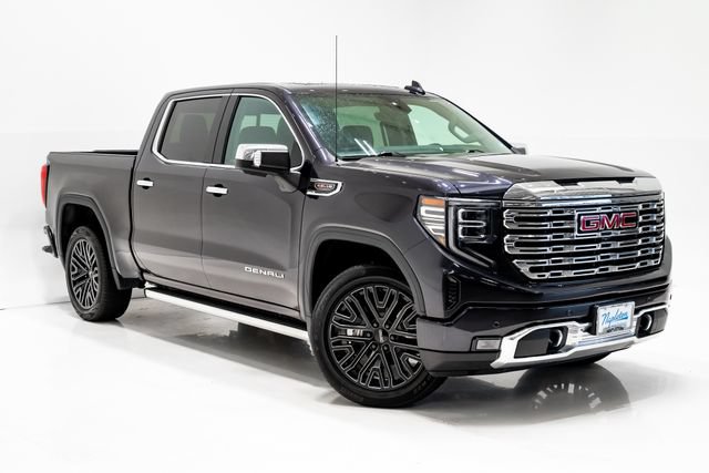 Used 2023 GMC Sierra 1500 Denali w/ Denali Reserve Package AWD/4WD image 7