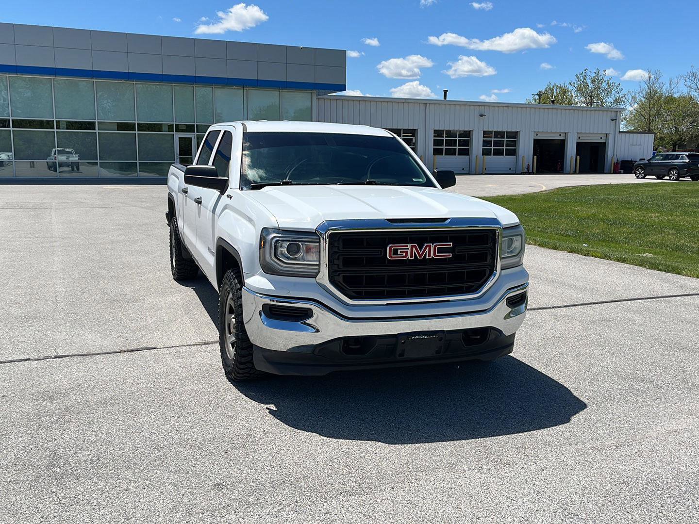 Used 2018 GMC Sierra 1500 4x4 Crew Cab image 7