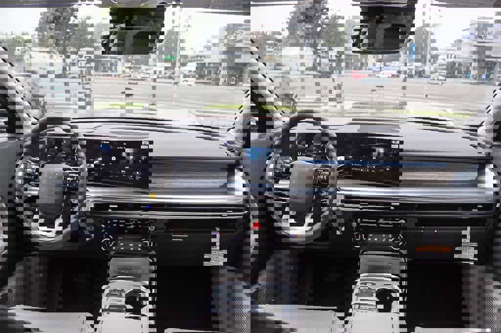 New 2026 Hyundai Ioniq 9 SEL image 14