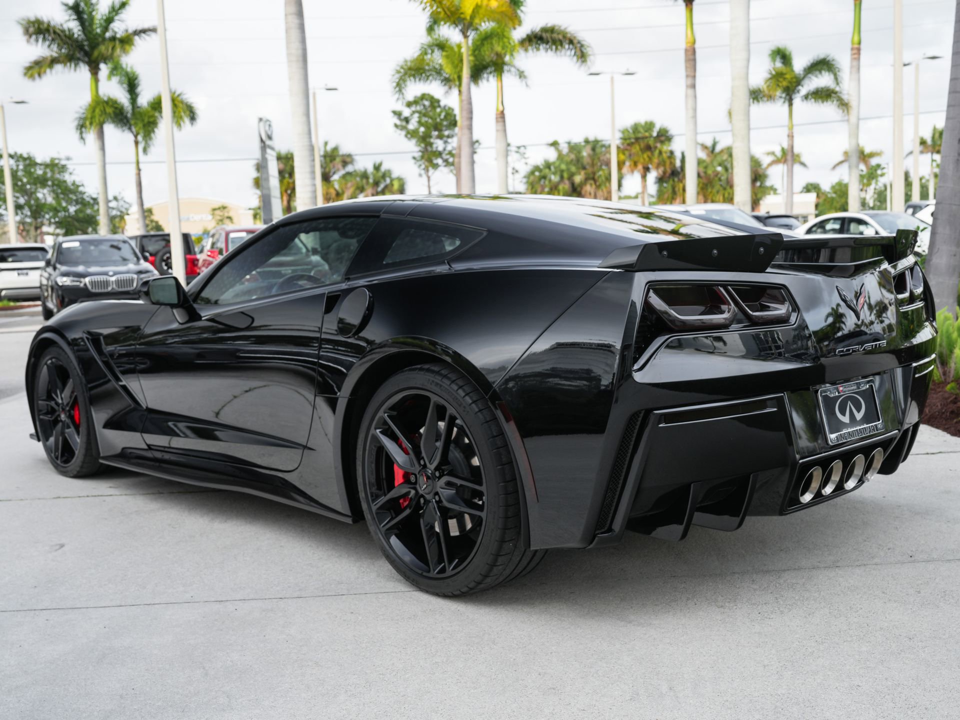 Used 2019 Chevrolet Corvette Stingray Coupe w/ Carbon Flash Badge Package RWD image 24