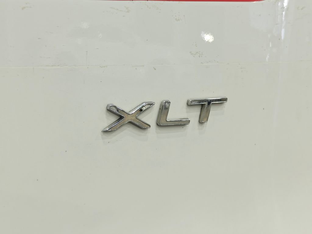 Used 2015 Ford Transit 150 XLT image 41