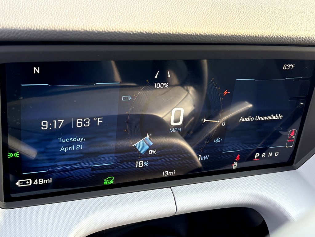 New 2027 Chevrolet Bolt LT w/ Comfort Package FWD image 5