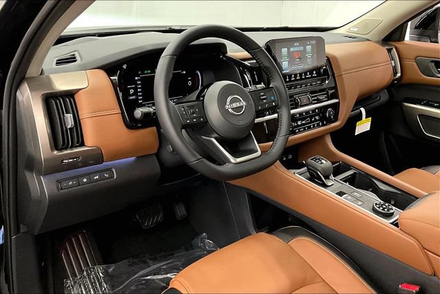 New 2025 Nissan Pathfinder Platinum w/ Lighting Package (N93) AWD/4WD image 6