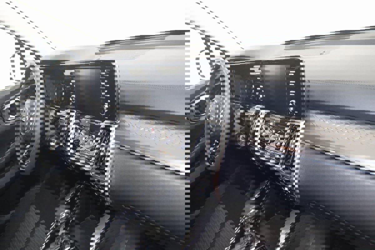 Used 2022 Kia Sorento LX image 37