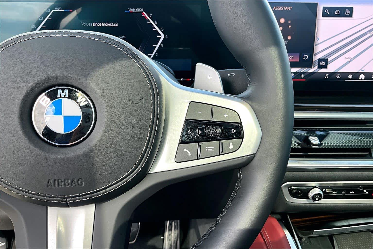 Used 2026 BMW X6 xDrive40i AWD/4WD image 21