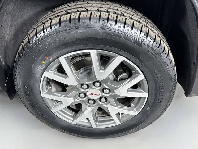 Used 2021 GMC Acadia SLE w/ Driver Convenience Package FWD image 31