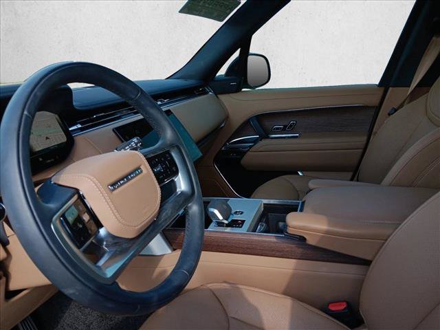 Used 2026 Land Rover Range Rover SE AWD/4WD image 10